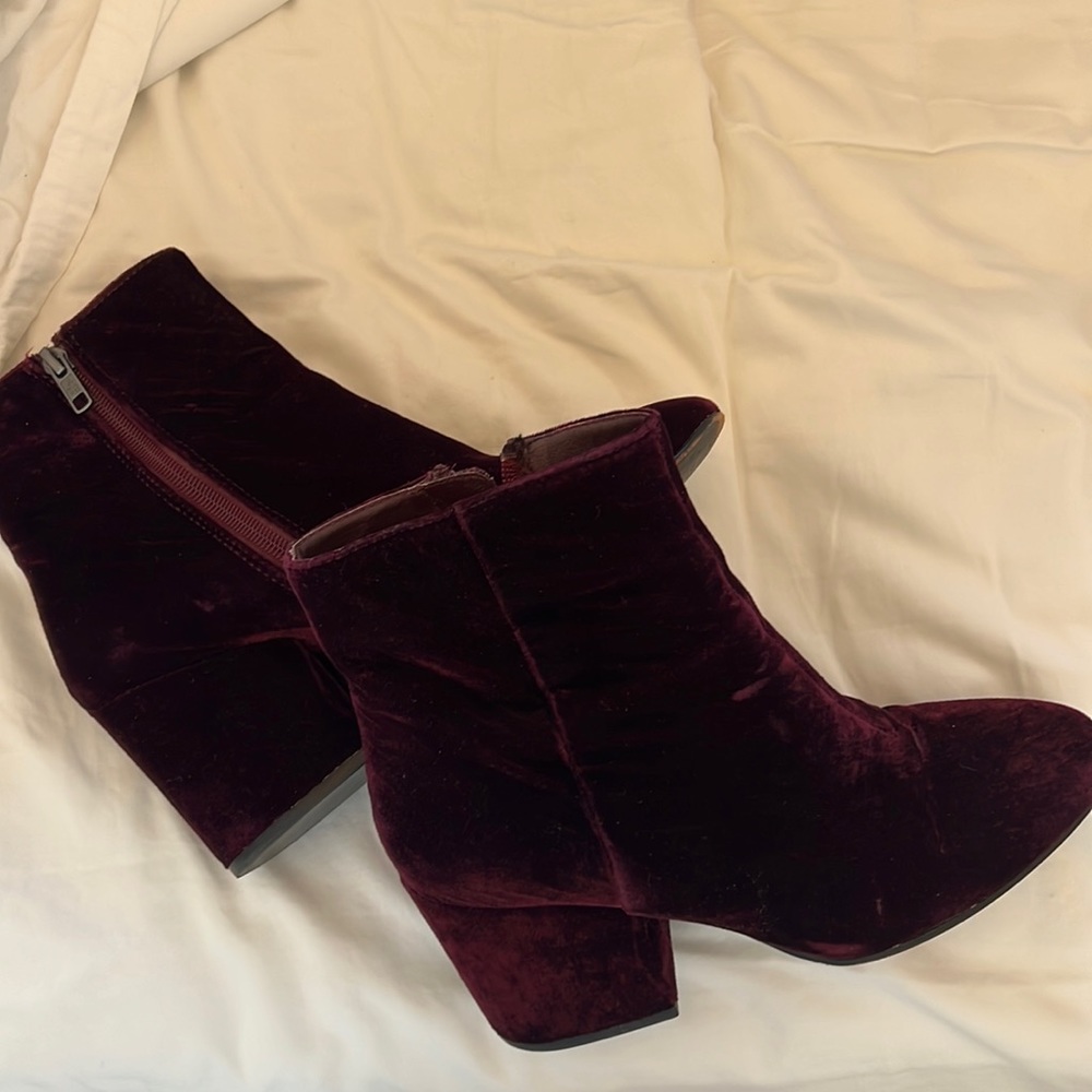 ASH purple velvet bootie 38